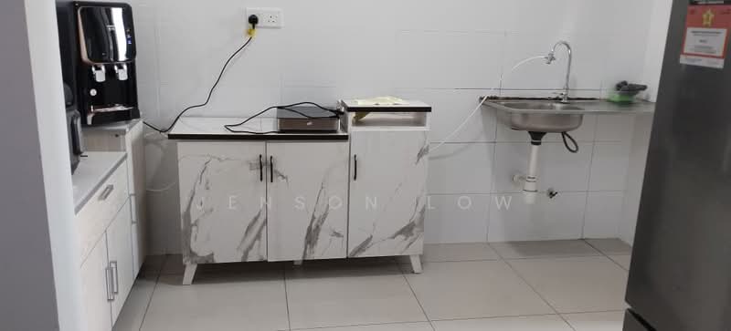 Kondominium untuk Disewa di The Henge - Jenson Low - Kitchen - PropertyGuru.com.my