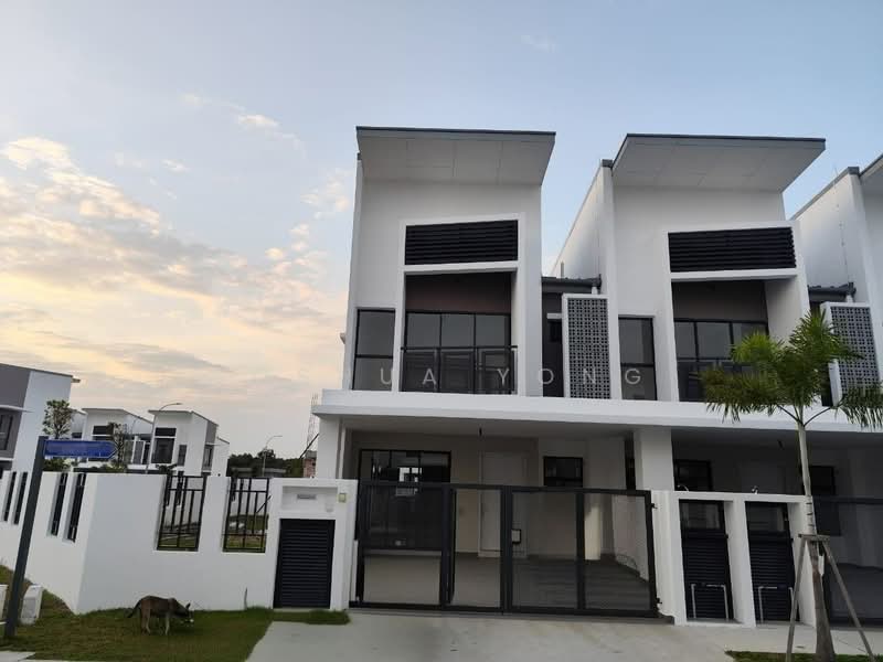 Rumah Teres 2 Tingkat untuk Dijual di Telok Panglima Garang (Selangor) - Joshua Yong - Exterior - PropertyGuru.com.my