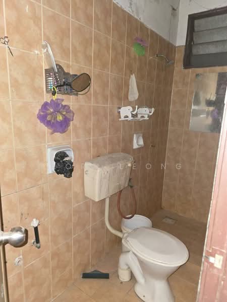 Shop for Rent in Bandar Saujana Putra (Tanjong Duabelas) - Flory Leong - PropertyGuru.com.my