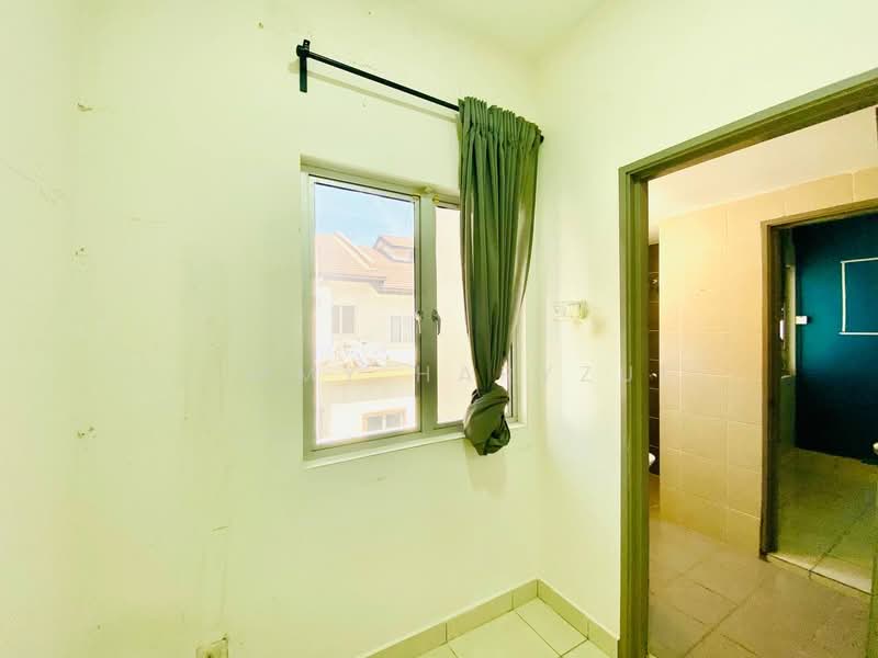 Rumah Teres 2 Tingkat untuk Dijual di Bukit Rahman Putra (Sungai Buloh) - Jimmy Haryzul - Interior - PropertyGuru.com.my