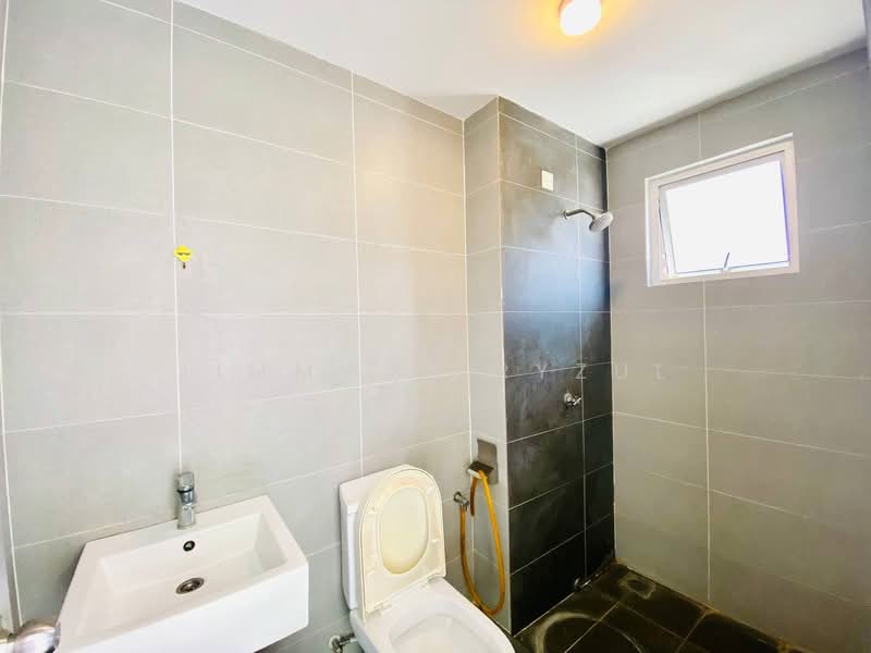 Rumah Teres 2 Tingkat untuk Dijual di Bukit Rahman Putra (Sungai Buloh) - Jimmy Haryzul - Bathroom - PropertyGuru.com.my