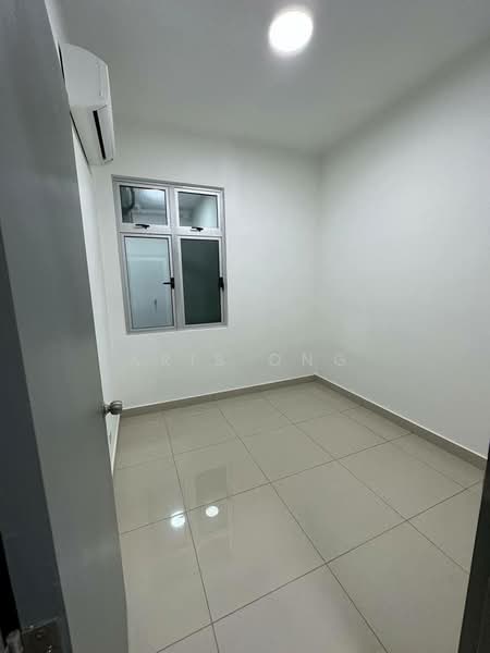 Service Residence for Rent at Meridin Bayvue Serviced Apartment - Kris Ong - Interior - PropertyGuru.com.my