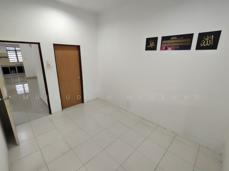 1-storey Terraced House for Sale in Hutan Melintang (Perak) - Muinuddin Muhamad - Interior - PropertyGuru.com.my