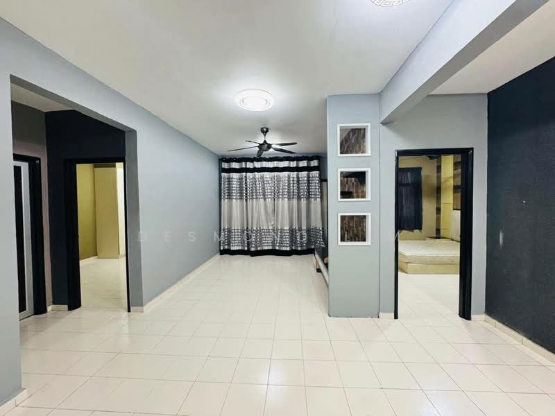 Apartment for Rent at Villa Krystal @ Bandar Selesa Jaya - Desmond Lim - Living Room - PropertyGuru.com.my