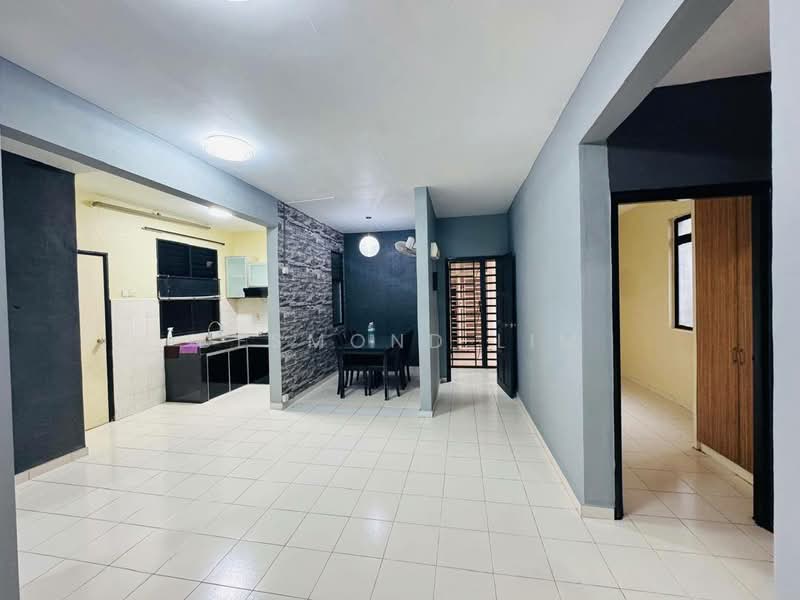 Apartment for Rent at Villa Krystal @ Bandar Selesa Jaya - Desmond Lim - Kitchen - PropertyGuru.com.my