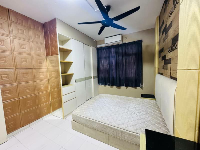 Apartment for Rent at Villa Krystal @ Bandar Selesa Jaya - Desmond Lim - Bedroom - PropertyGuru.com.my
