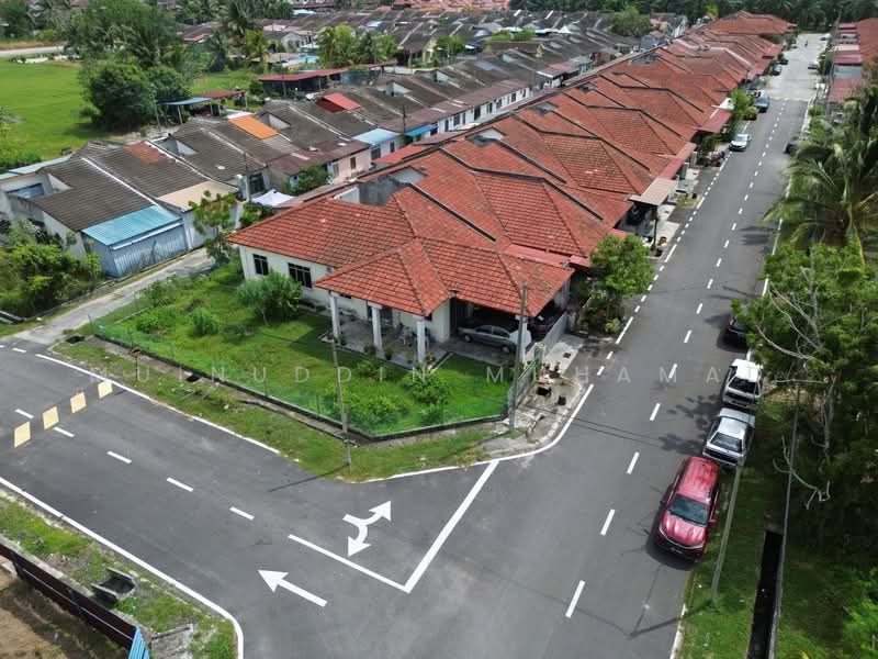 1-storey Terraced House for Sale in Hutan Melintang (Perak) - Muinuddin Muhamad - PropertyGuru.com.my