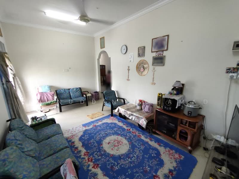 1-storey Terraced House for Sale in Hutan Melintang (Perak) - Muinuddin Muhamad - PropertyGuru.com.my
