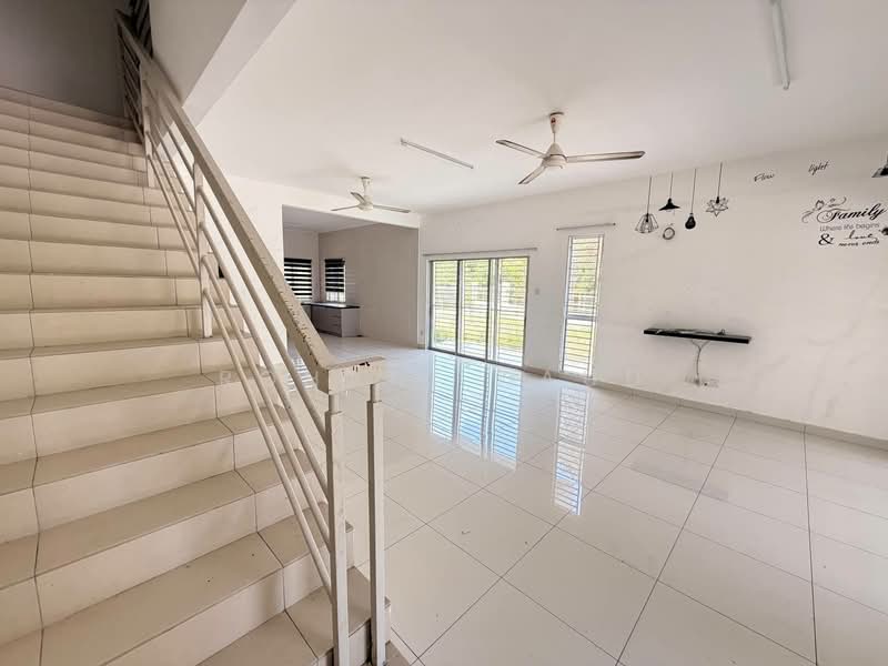 2-storey Terraced House for Sale in Batang Kali (Selangor) - Rohani Daud - Living Room - PropertyGuru.com.my