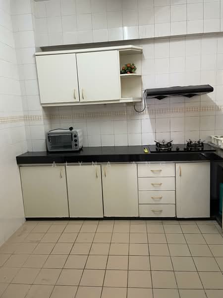 Kondominium untuk Disewa di Kemuncak Shah Alam - Alyna Ang - Kitchen  - PropertyGuru.com.my