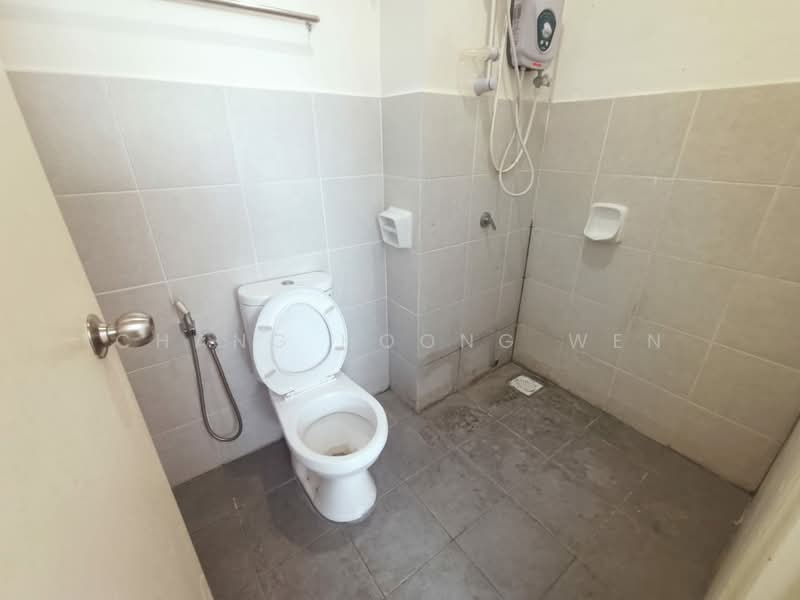 2-storey Terraced House for Rent in Bukit Pelali (Pengerang) - Chang Hoong Wen - Bathroom - PropertyGuru.com.my