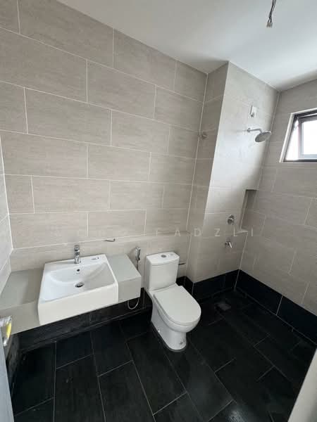 2-storey Terraced House for Sale in Shah Alam (Selangor) - Mohd Fadzli - Bathroom - PropertyGuru.com.my