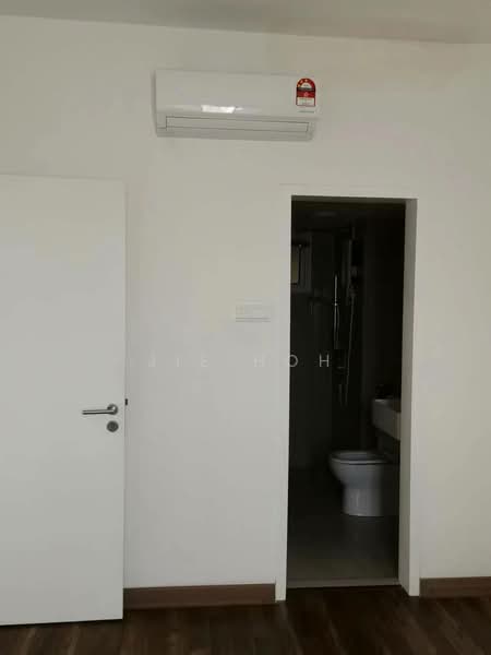 Servis Apartment untuk Disewa di Sentul Point - Jie Hoh - Bathroom - PropertyGuru.com.my
