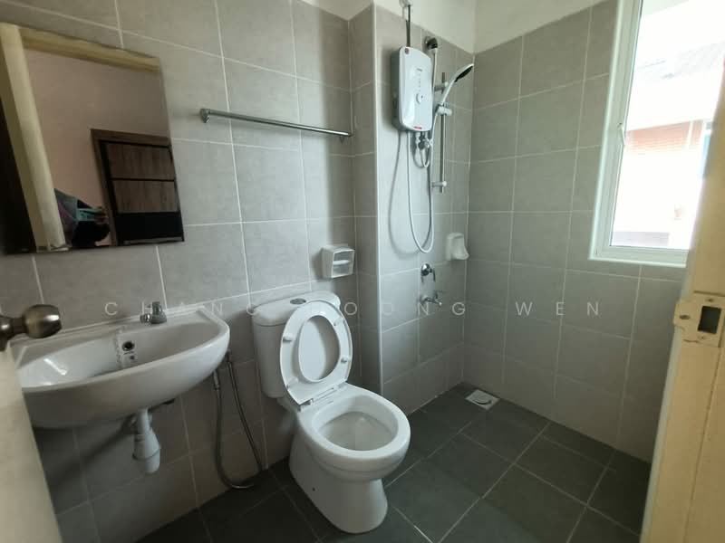 2-storey Terraced House for Rent in Bukit Pelali (Pengerang) - Chang Hoong Wen - Bathroom - PropertyGuru.com.my