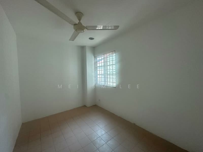 Semi-Detached House for Sale in Alam Damai (Cheras) - Mei SM Lee - Damai Kasih, Cheras Bedroom - PropertyGuru.com.my