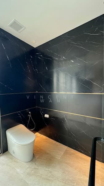 Kondominium untuk Dijual di The Cedar - Vincent Wan - Bathroom - PropertyGuru.com.my