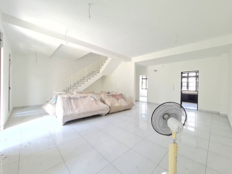 Rumah Teres 2.5 Tingkat untuk Dijual di Eco Botanic (Iskandar Puteri (Nusajaya)) - Ann . - Living Room - PropertyGuru.com.my