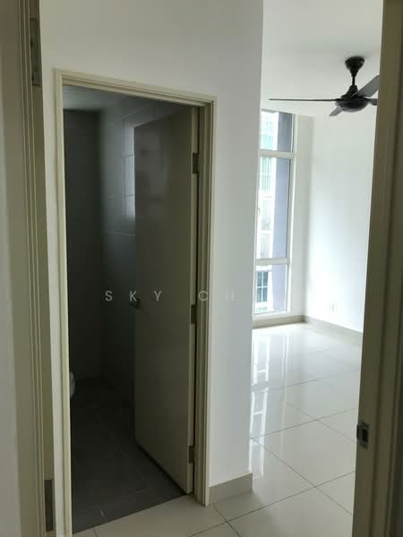 Servis Apartment untuk Dijual di 3 Elements - Sky Chan - Bathroom - PropertyGuru.com.my