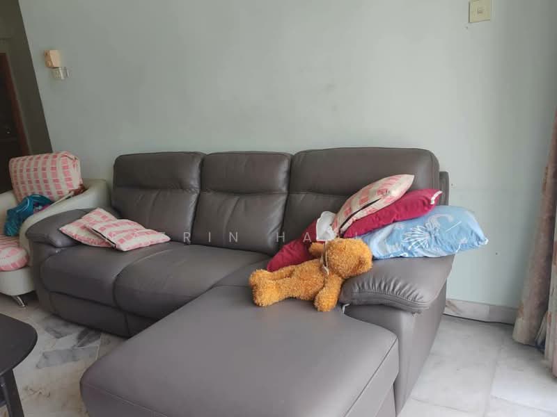 Kondominium untuk Dijual di Sri Pelangi Condominiums - Nazrin Hakimin - Living Room - PropertyGuru.com.my