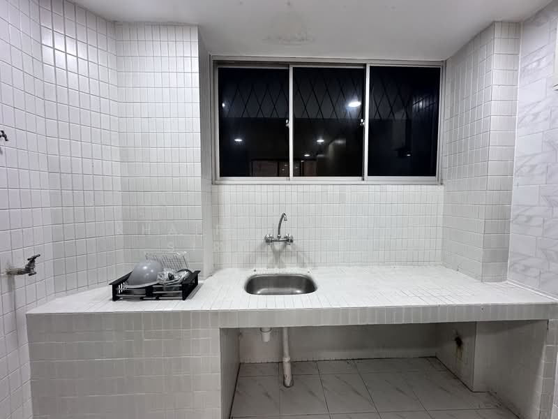 Condominium for Sale at Menara Indah - Khairil Anwar Sirajudin - Kitchen - PropertyGuru.com.my