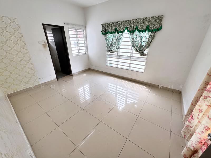 Rumah Teres 2 Tingkat untuk Dijual di Puncak Bestari (Puncak Alam) - Herman Sazwan Nor Rahim - Bedroom - PropertyGuru.com.my