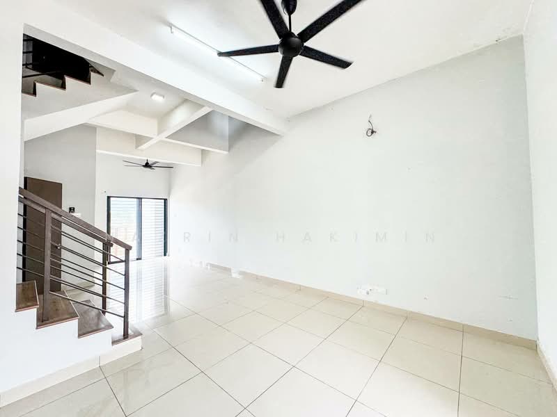 3-storey Terraced House for Sale in Batang Kali (Selangor) - Nazrin Hakimin - PropertyGuru.com.my