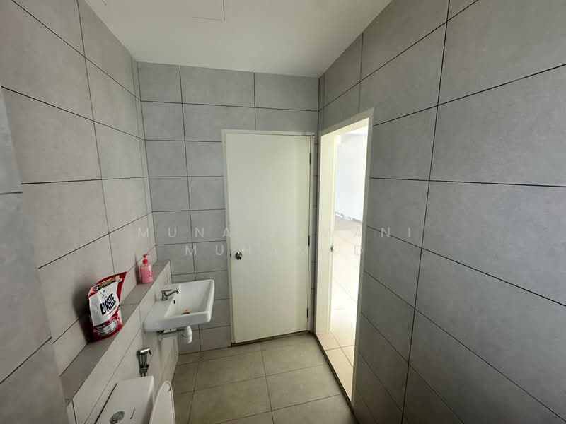 Rumah Teres 2 Tingkat untuk Dijual di Dengkil (Selangor) - Muna Zawani Muhamad - PropertyGuru.com.my