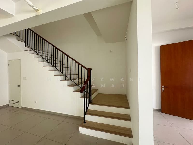 Rumah Teres 2 Tingkat untuk Dijual di Dengkil (Selangor) - Muna Zawani Muhamad - PropertyGuru.com.my