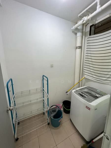 Servis Apartment untuk Disewa di Pangsapuri Tanah Emas (Golden Sands) - Kris Ong - Interior - PropertyGuru.com.my