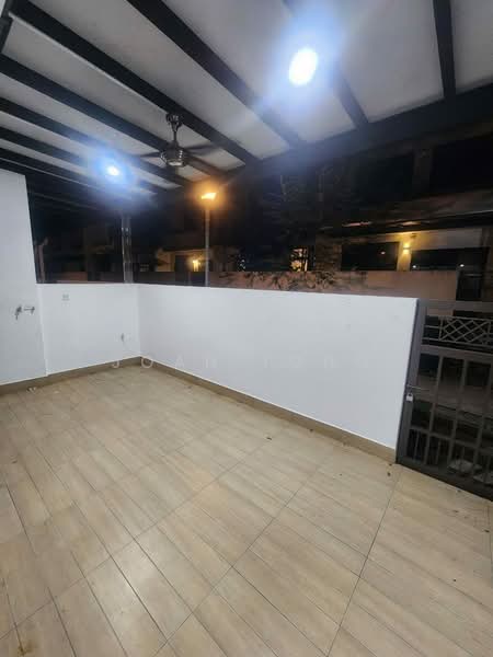 Rumah Teres untuk Disewa di Johor Bahru (Johor) - Joan Tong - Balcony - PropertyGuru.com.my