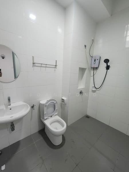 Rumah Teres untuk Disewa di Johor Bahru (Johor) - Joan Tong - Bathroom - PropertyGuru.com.my