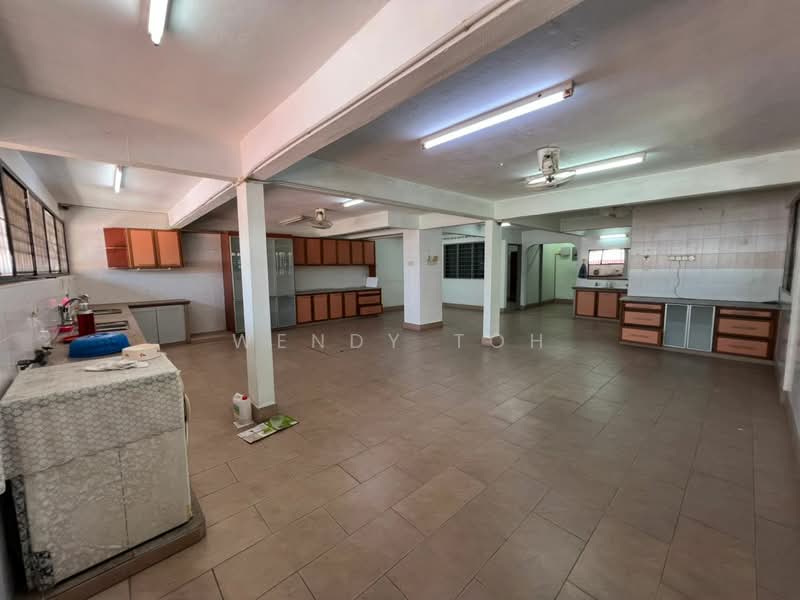 Semi-Detached House for Sale in Jelutong (Penang) - Wendy Toh - Kitchen - PropertyGuru.com.my