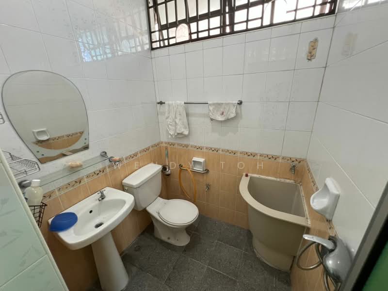 Semi-Detached House for Sale in Jelutong (Penang) - Wendy Toh - Bathroom - PropertyGuru.com.my