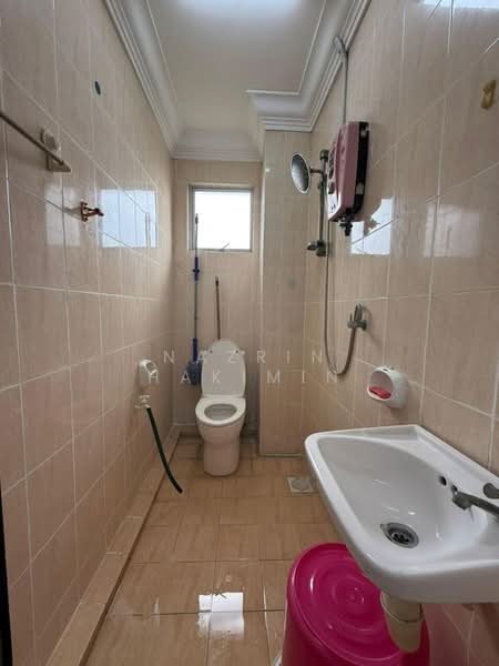 Apartment for Sale at Elite Apartment - Nazrin Hakimin - Bathroom - PropertyGuru.com.my