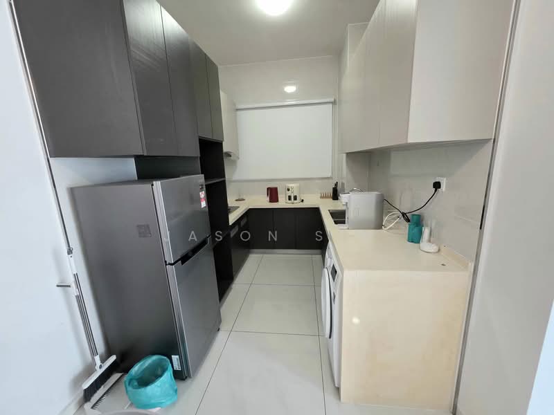 Condominium for Rent at Bay Laurel @ Country Garden Danga Bay - Jason Sim - Kitchen - PropertyGuru.com.my