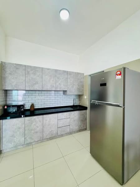Servis Apartment untuk Disewa di Ten Kinrara - Eric Sea - Kitchen - PropertyGuru.com.my