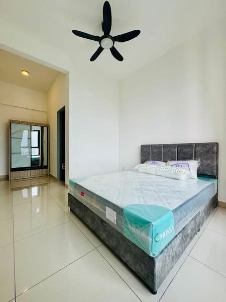 Servis Apartment untuk Disewa di Ten Kinrara - Eric Sea - Bedroom - PropertyGuru.com.my
