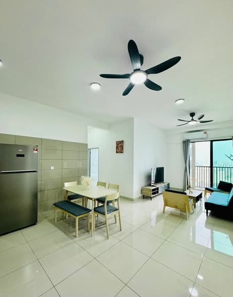 Servis Apartment untuk Disewa di Ten Kinrara - Eric Sea - Living Room - PropertyGuru.com.my