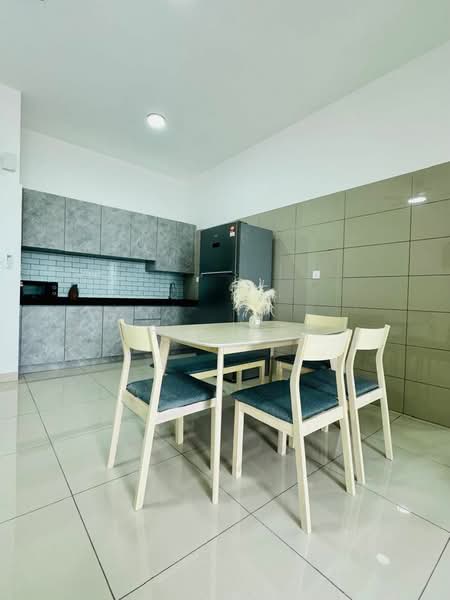 Servis Apartment untuk Disewa di Ten Kinrara - Eric Sea - Kitchen - PropertyGuru.com.my