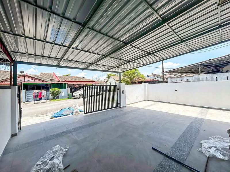 1-storey Terraced House for Sale in Bukit Sentosa (Rawang) - Nazrin Hakimin - Exterior - PropertyGuru.com.my