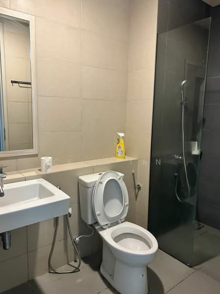 Service Residence for Sale at Paloma @ Tropicana Metropark - Celia Tan - Bathroom - PropertyGuru.com.my
