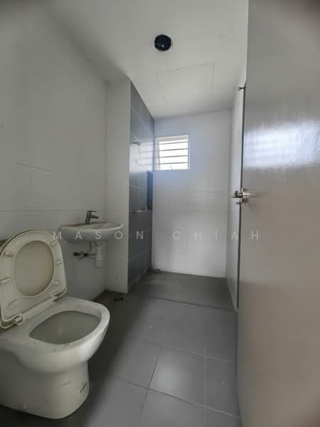 2-storey Terraced House for Sale in Kota Bayuemas (Klang) - Mason Chiah - Bathroom - PropertyGuru.com.my