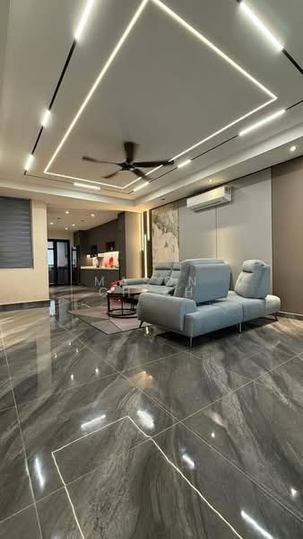 Rumah Teres 3 Tingkat untuk Dijual di Bandar Botanic (Klang) - Mason Chiah - Living Room - PropertyGuru.com.my