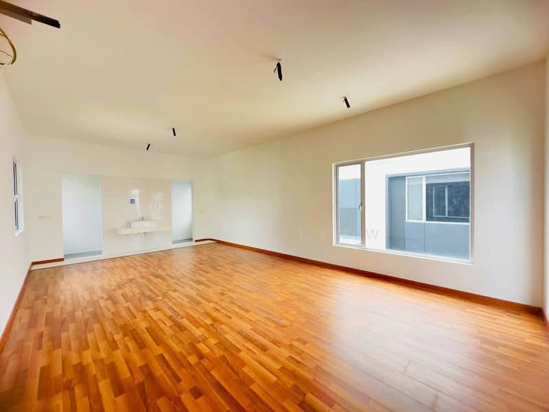 Cluster House for Sale in Petaling Jaya (Selangor) - Kazen Liew - Living Room - PropertyGuru.com.my