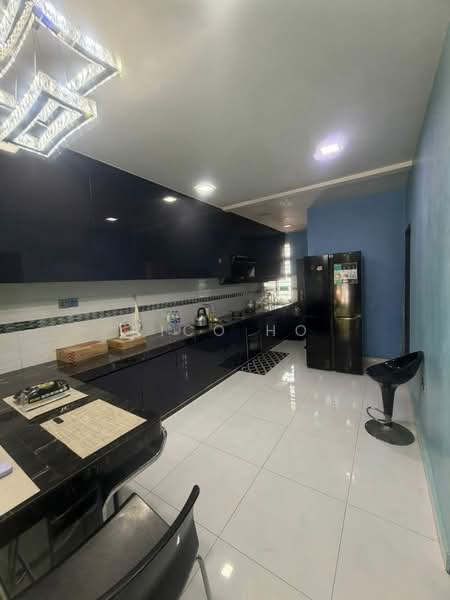 1.5-storey Terraced House for Sale in Taman Mount Austin (Tebrau) - Nico Ho - Kitchen - PropertyGuru.com.my