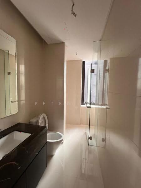 Kediaman Servis untuk Dijual di Regent Suites @ Pavilion Damansara Heights - Peter Sek - Bathroom - PropertyGuru.com.my