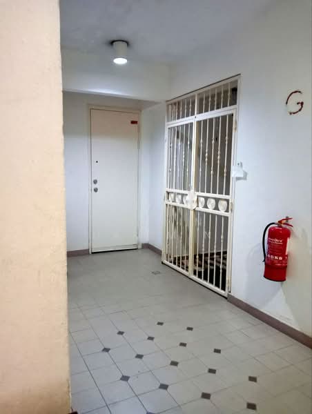 Condominium for Sale at Templer Impian - Nazrin Hakimin - Corridor - PropertyGuru.com.my