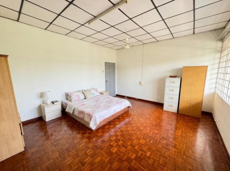 Semi-Detached House for Sale in Taman Overseas Union (Taman Oug) (Jalan Klang Lama (Old Klang Road)) - Ethan Kueh - Bedroom - PropertyGuru.com.my