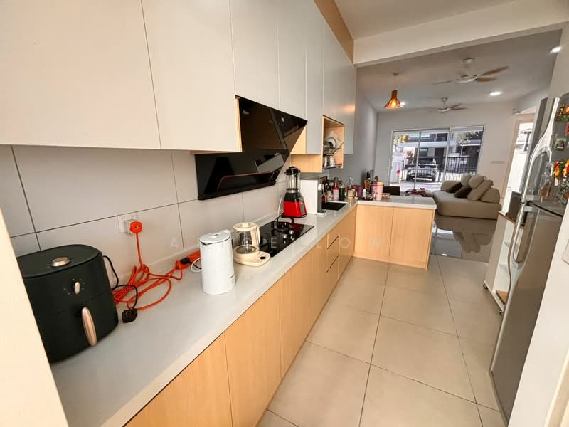 2-storey Terraced House for Sale in Rawang (Selangor) - Alice Low - Kitchen - PropertyGuru.com.my