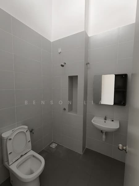1-storey Terraced House for Rent in Shah Alam (Selangor) - Benson Lian - Bathroom - PropertyGuru.com.my